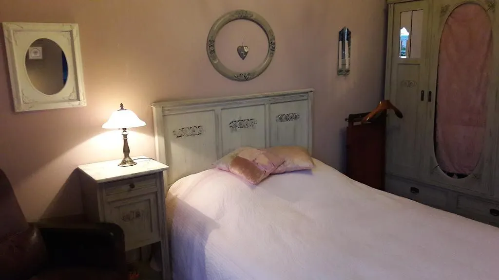 Bed and Breakfast B&B Le Bonimenteur Σαρλρουά